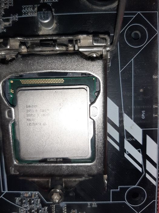 Материнский плат LGA1155