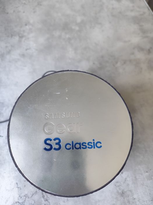 Продам часы Samsung Gear S3 classic