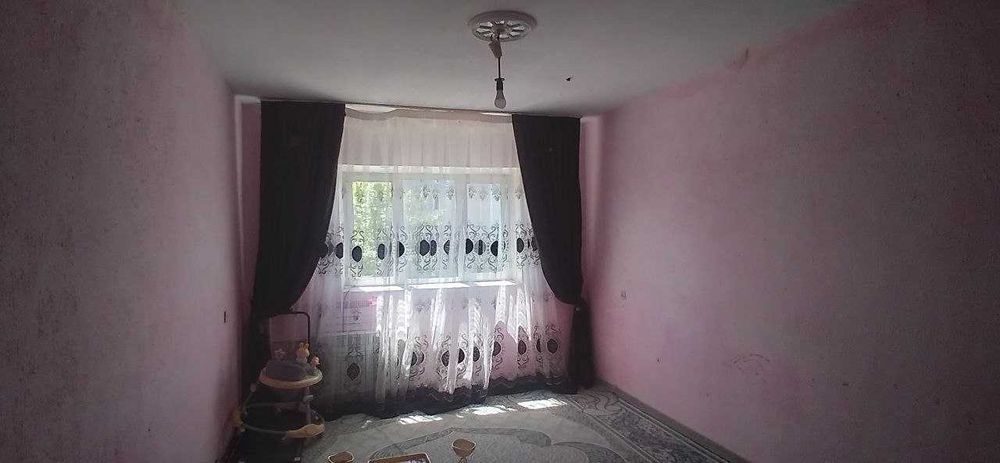 Продаётся дом 2х комнатный на третьем этаже