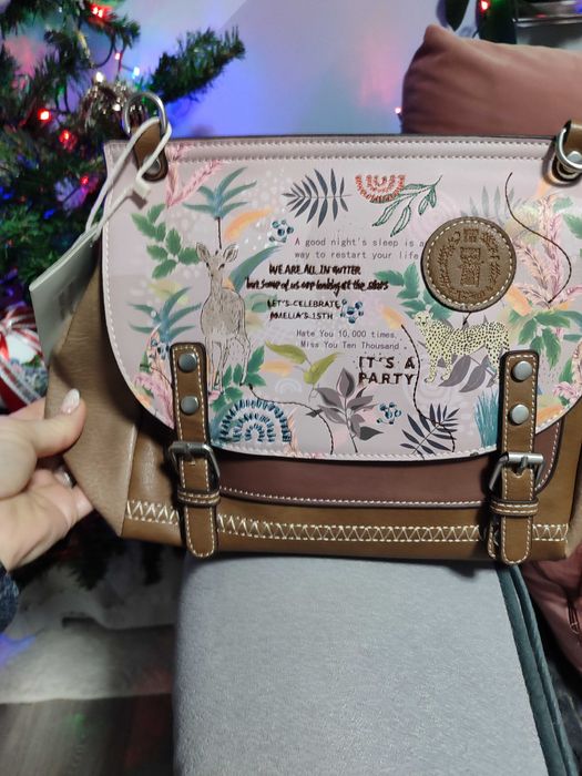 Кожени дамски чанти