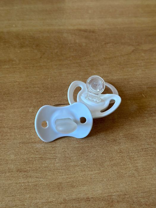 Set 2xsuzeta Bibs Colour Latex 0 luni+ White/Baby Blue utilizat 2 luni