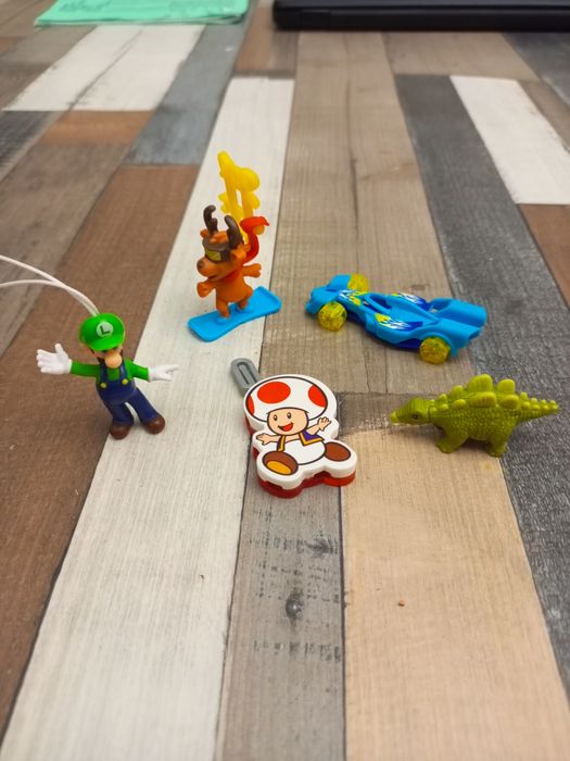 Игрушки Киндер Сюрприз