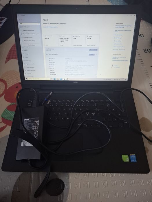 Laptop Dell inspiron 17 P26E