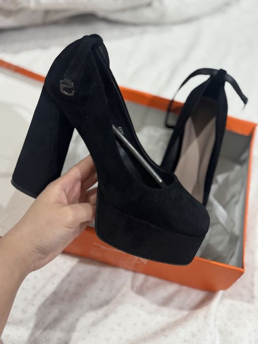 Туфли женские продам срочно