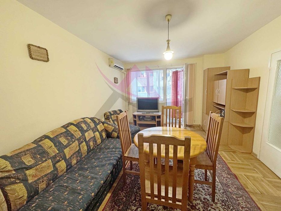 Дава се под наем Тристаен апартамент в Варна, Лятно кино Тракия - 65 кв.м за 375 € - Снимка #1