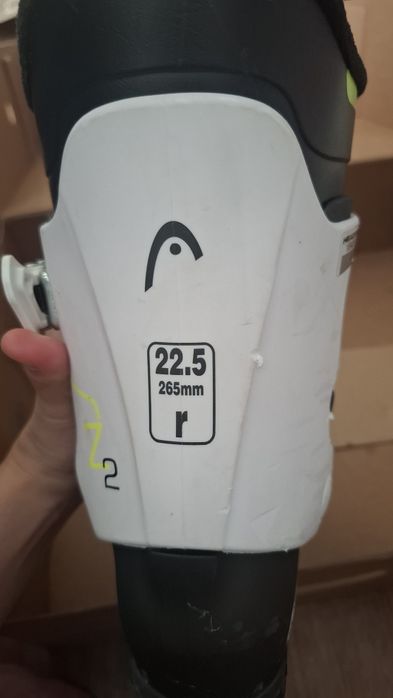 Горнолыжные ботинки