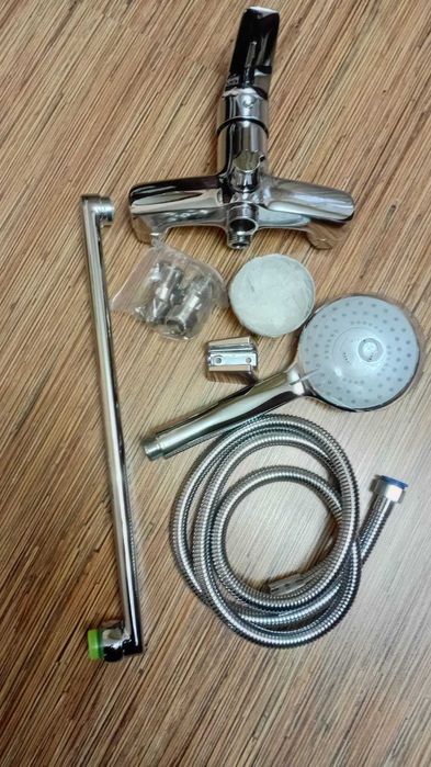 Душевой набор  (смеситель, лейка 3 режима)