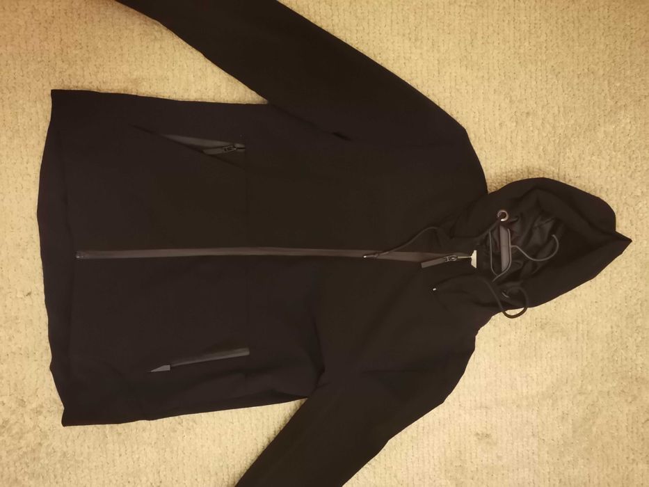 Спортно-елегантно яке