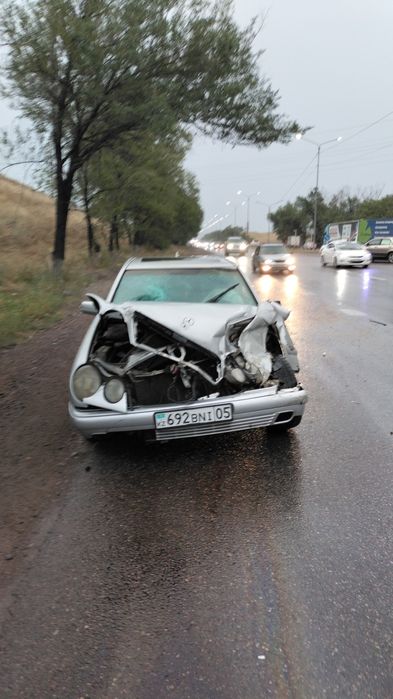 Мерседес w 210 лупарик