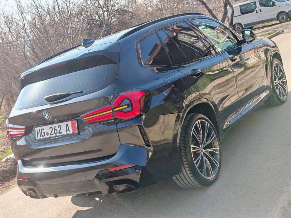 BMW X3 2023 година