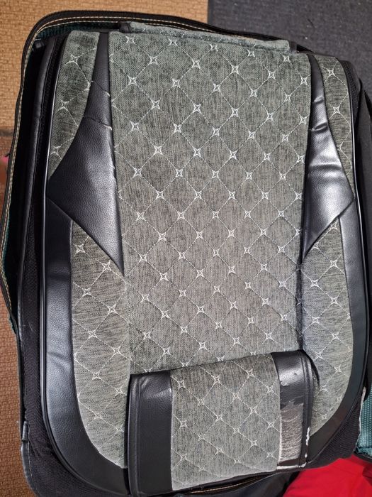 Продам авточехлы