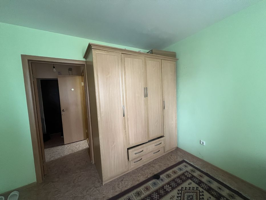 Продам спальный гарнитур, диван
