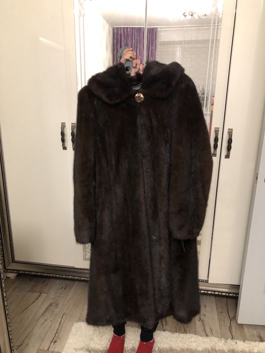 Продам норковую шубу