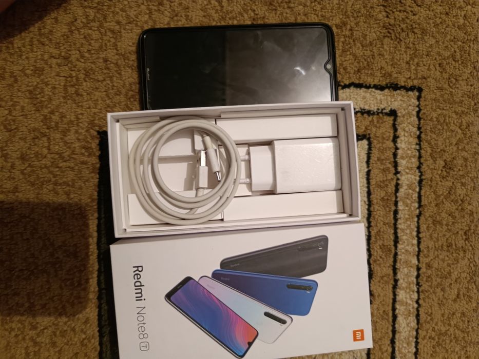 Телефон Redmi note 8T