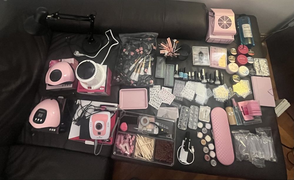 Kit complet manichiură+ masă profesională de unghii- gata de lucru
