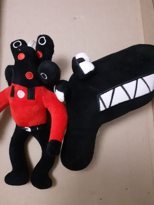 Игрушки по 100 каждая