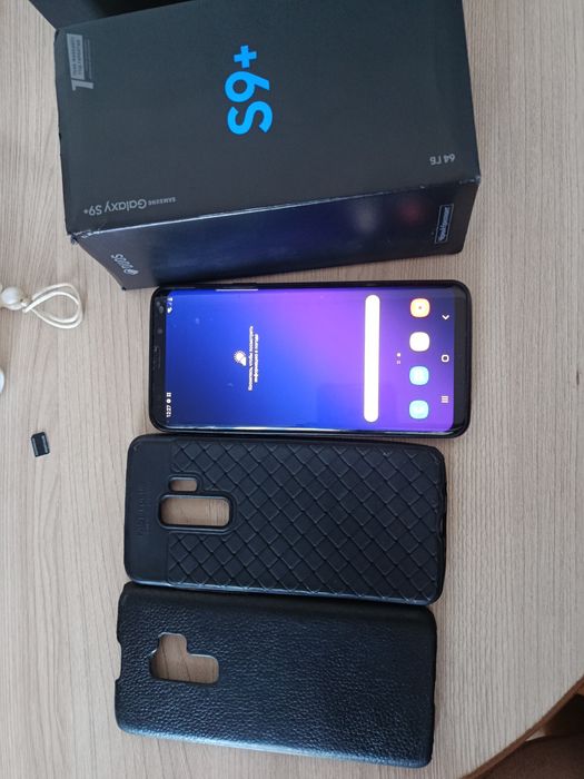 Продам телефон Самсунг GALAXY S9+