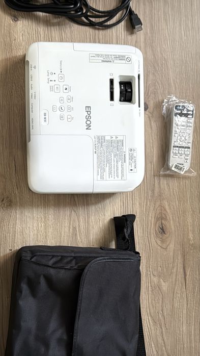 Проектор Epson EB-W31