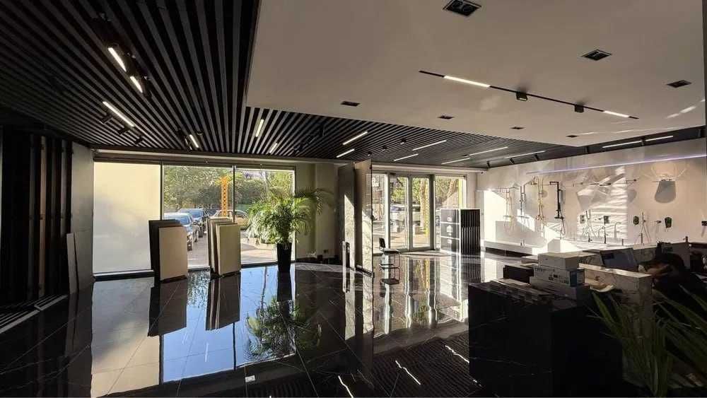 Сдаётся премиум нежилое помешение в ЖК Мирабад Авенью под офис, шоурум