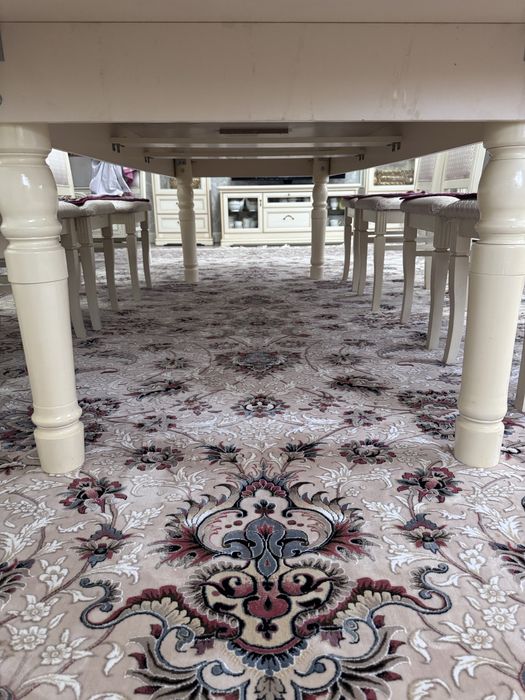 Продам стол гостевой