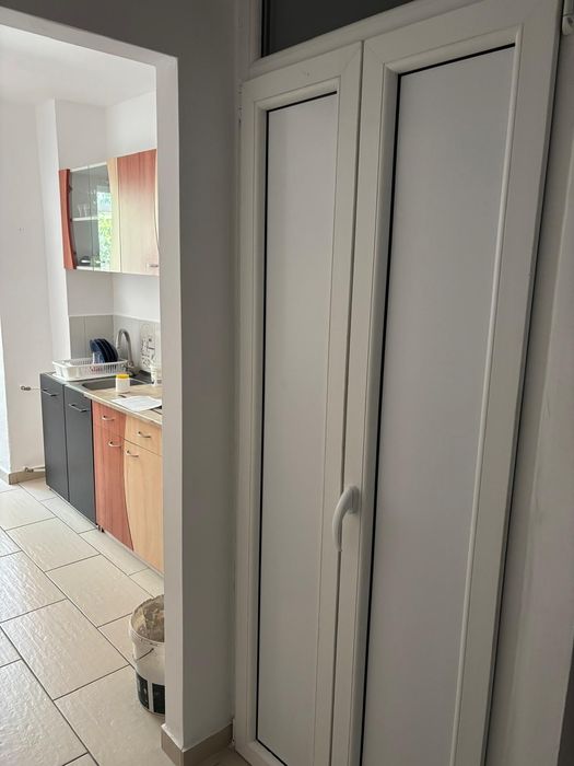 Inchiriez apartament cu o camera