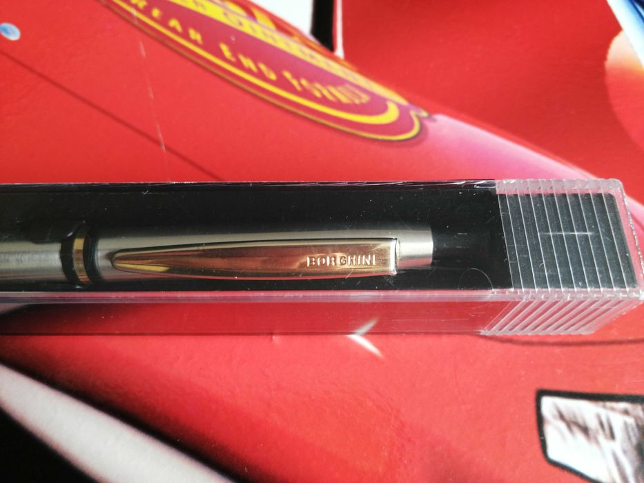 Луксозен и колекционерски химикали и мини молив