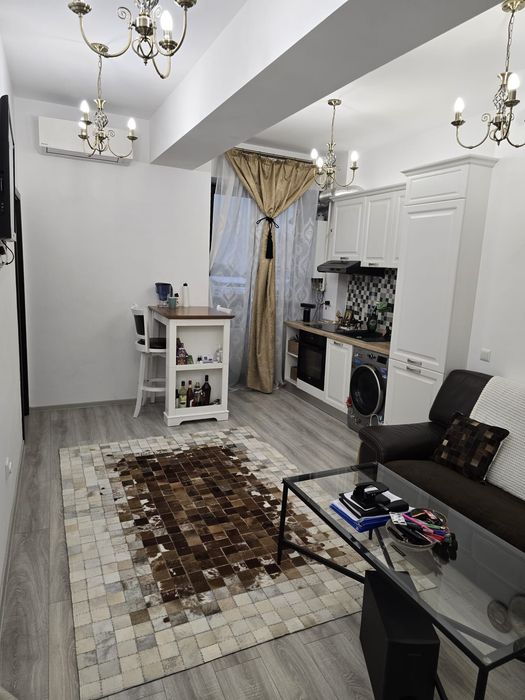 Apartament cu 2 camere Sf Lazăr- str. Zimbrului