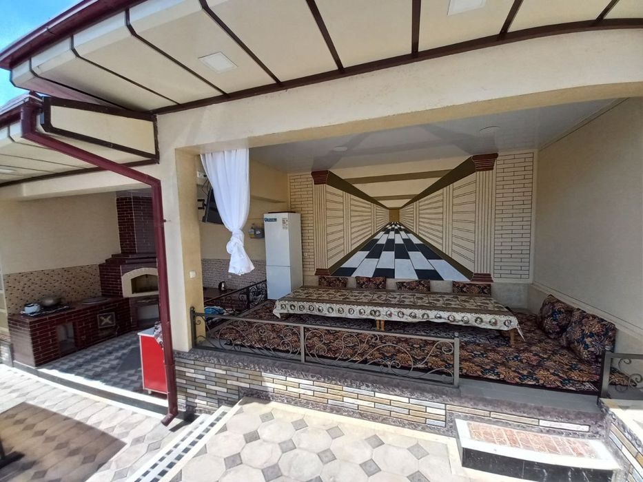 Oq tosh dacha ijara kunlik Quyoshga yaqin joyda