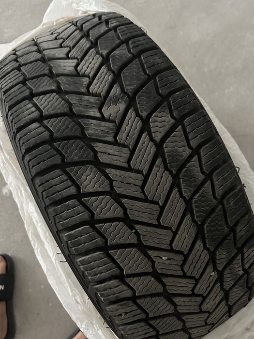 Мишлен липучка 235/45 r18