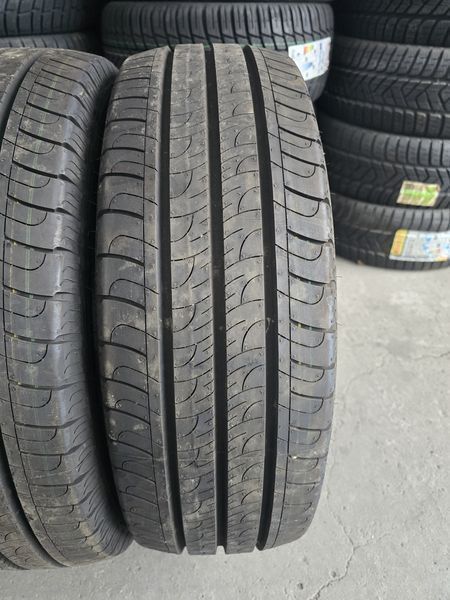 215/65/16c 8pr Goodyear 4piese
