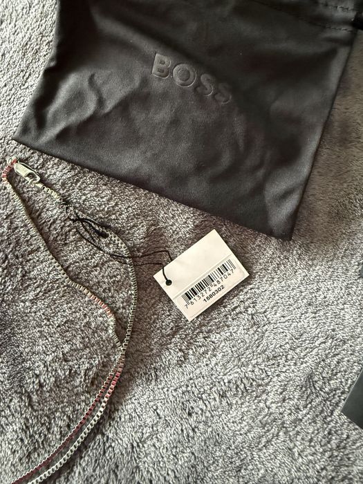 BOSS Black lant cu pandantiv modelcu logo otel inoxidabil nou original