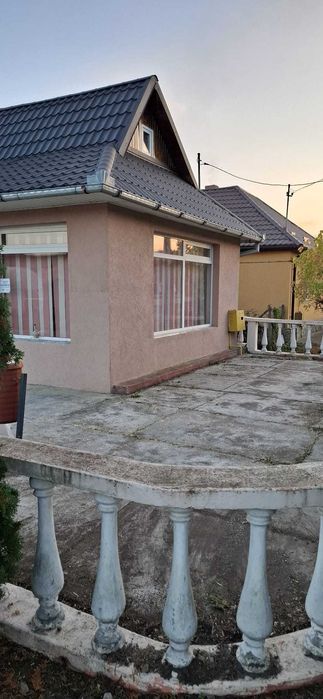 Închiriez spațiu comercial Lechinta