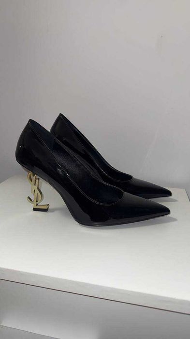 Дамски лодочки Saint Laurent от естествена кожа, размер 39