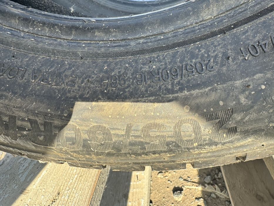 Шины срочо продам