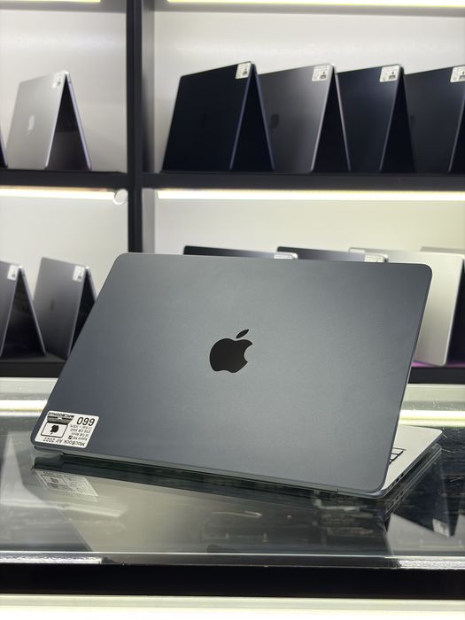 Macbook Air M2 Midnight