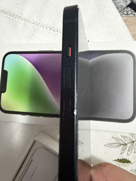 Vand sau schimb iphone 14 simplu