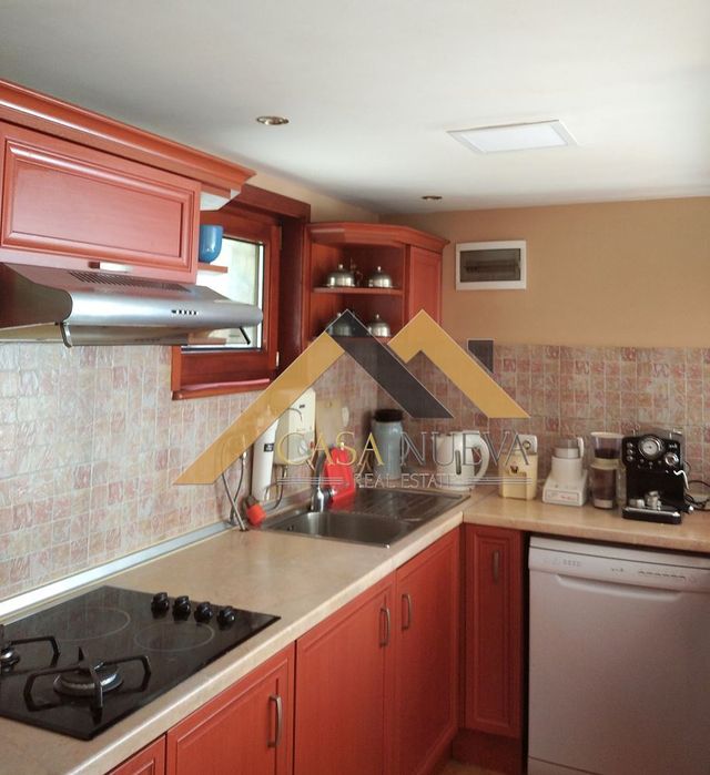 Продава се Къща в с. Драгичево, Област Перник - 385 кв.м за 1086 €/кв.м - Снимка #11