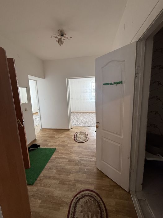 2 бөлмелі 2 этаждан ортаңғы бөлік Титов 2010жылғы үйден