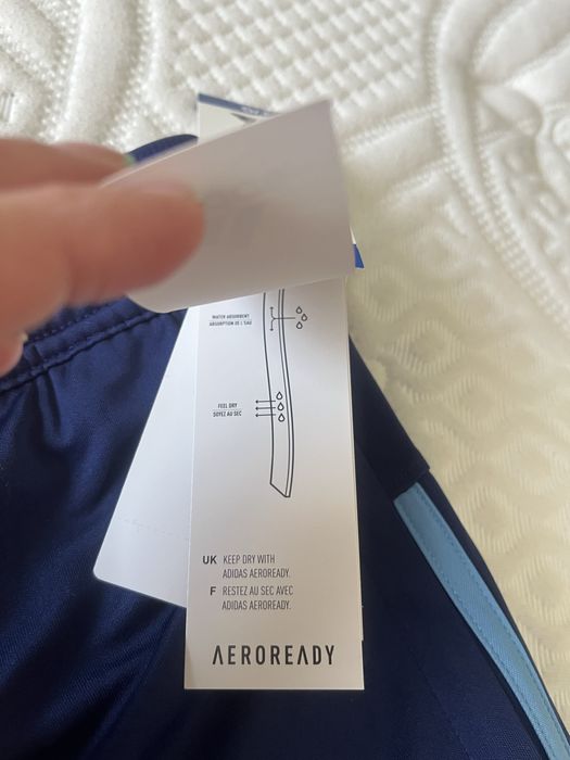 Спортни шорти Adidas нови