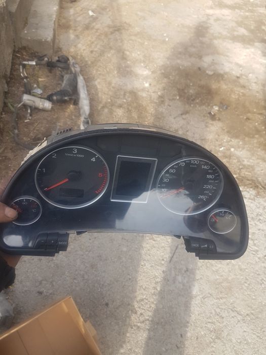 Километраж за ауди а4 б7 2.0 140кс