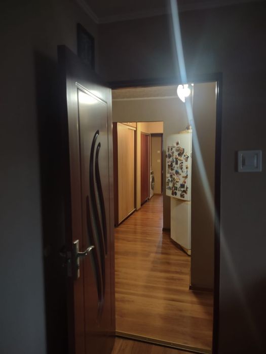 Vând apartament 3 camere