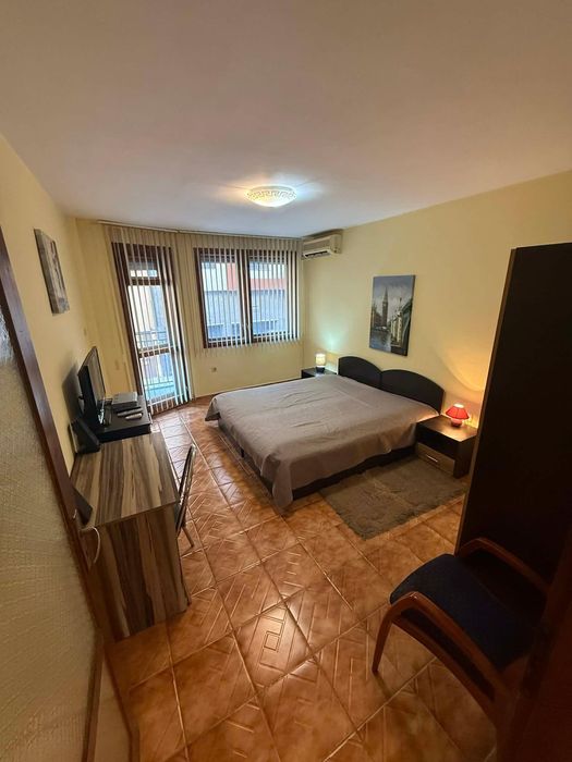 Дава се под наем Тристаен апартамент в Варна, Лятно кино Тракия - 78 кв.м за 598.23 € - Снимка #3