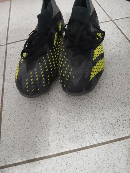 бутсы футбольные предатор