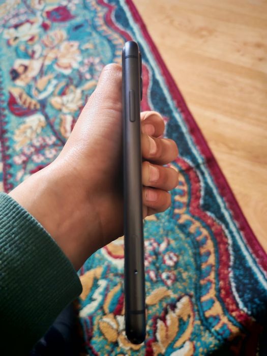 iPhone 11 128 гб в идеальном состоянии