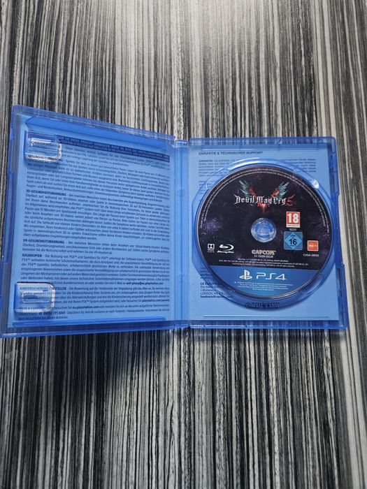 Devil may cry 5 ps 4