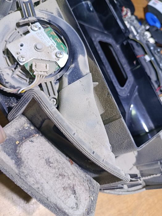 Ремонт роботов пылесосов