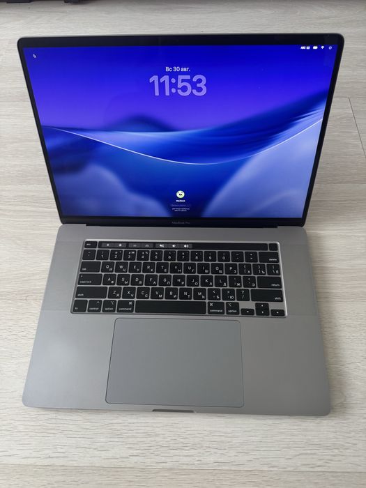Продам MacBook Pro 16