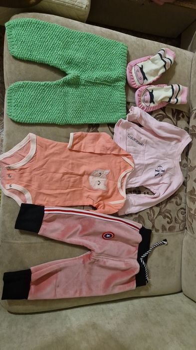 Вещи детские продам.