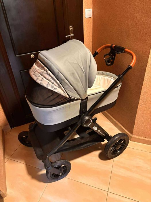 Бебешка количка Petite & Mars – Отлично състояние!