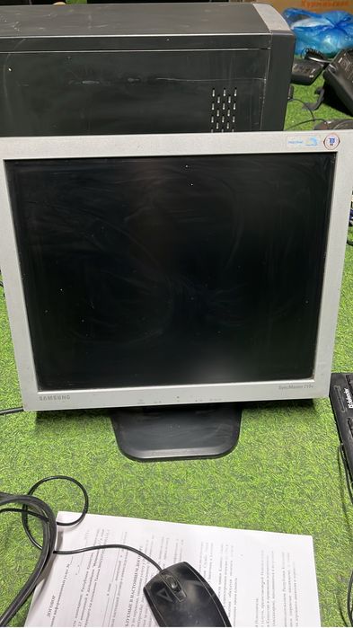 Продам мониторы дешево